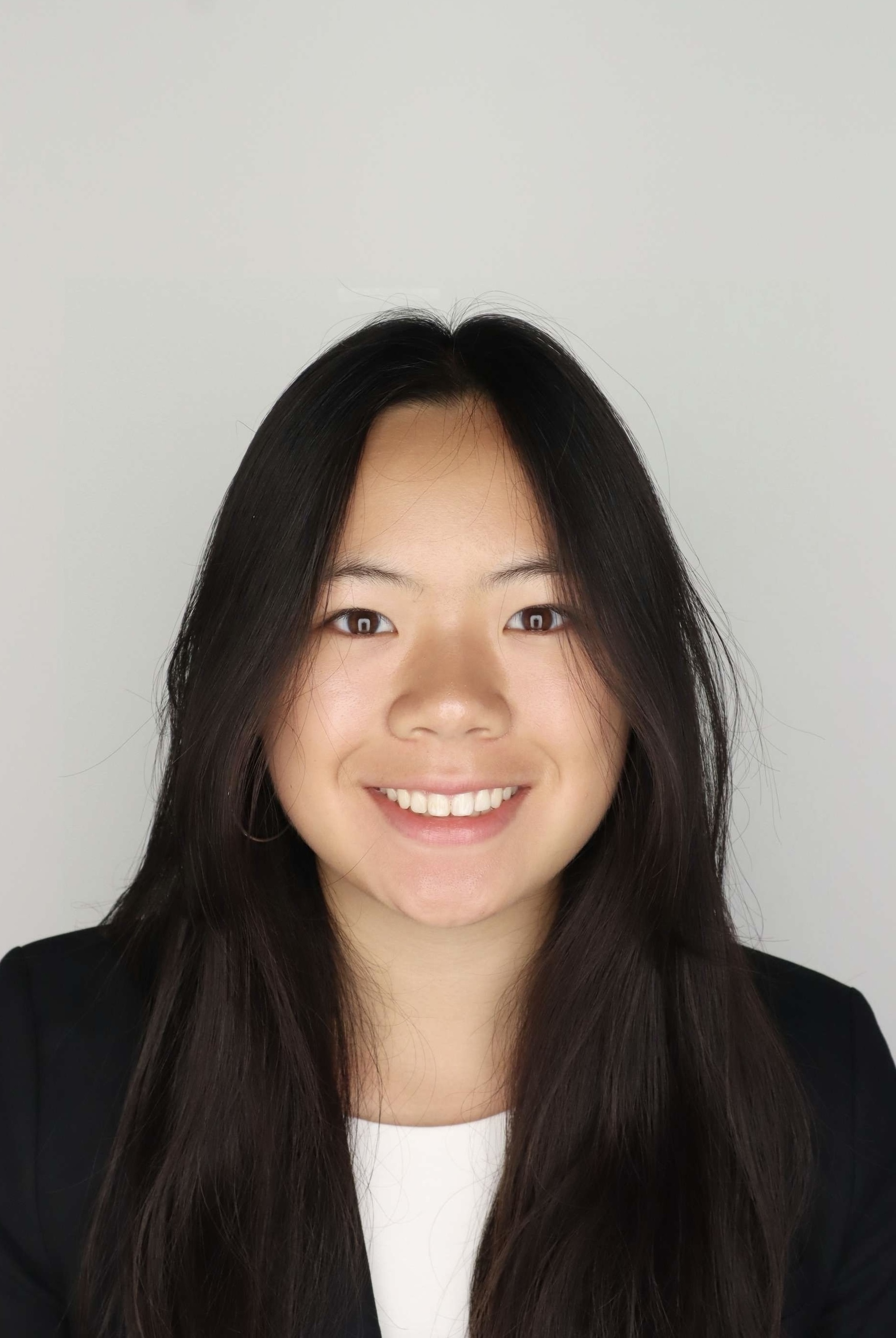 Angelina Chou headshot