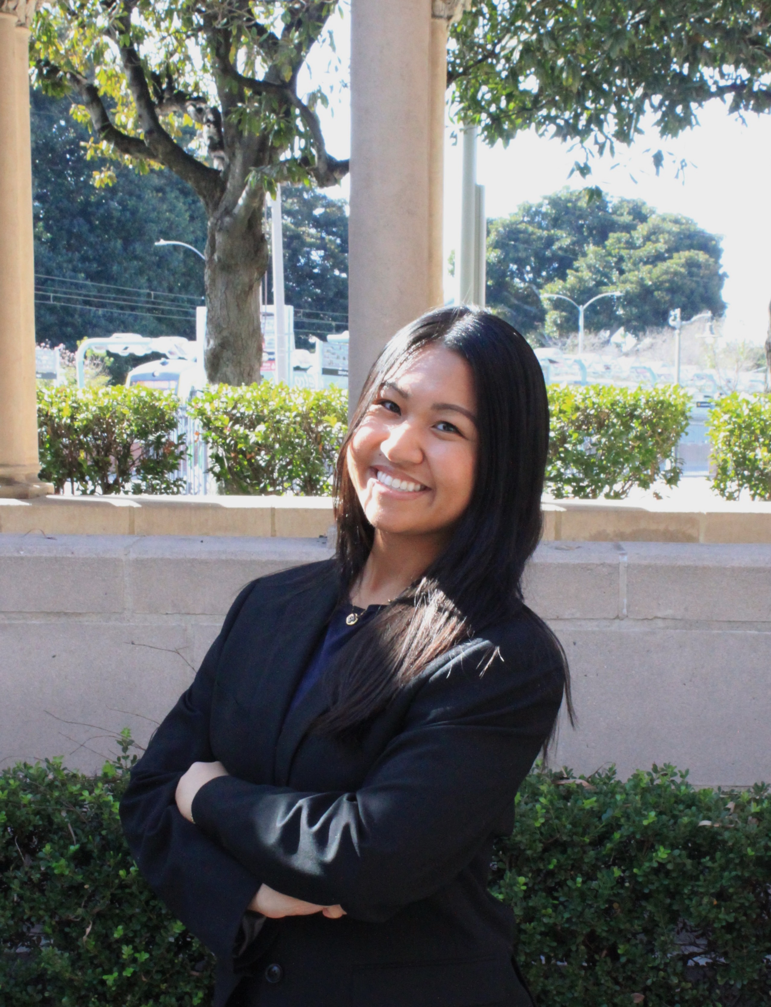Maya Andres headshot